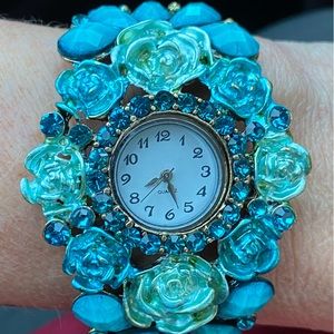 Watch, bangle bracelet fashion turquoise watch. Opens side hinge.
